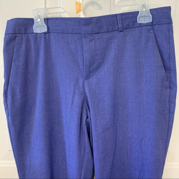 Banana Republic Avery Pants Womens Chambray Soft Stretch Denim Tapered Leg Sz 10 - Picture 3 of 10